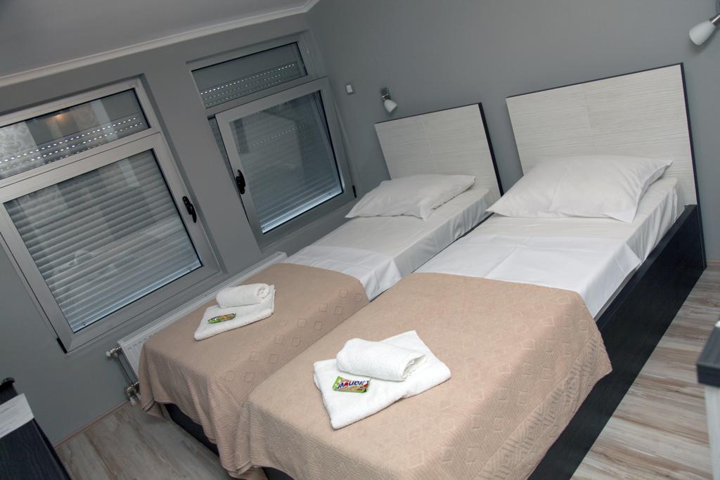 Silver House Hostel Cacak Room photo