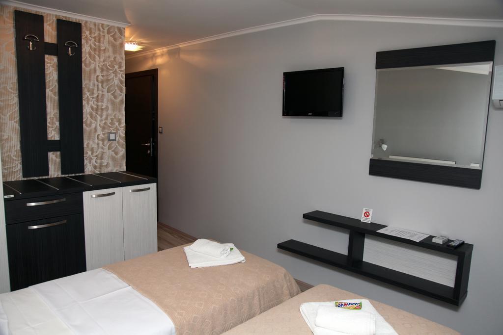 Silver House Hostel Cacak Room photo